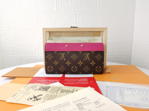 LVコピーウォレット側面デザイン